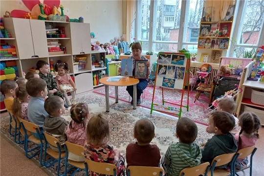 В детском саду "Теремок" прошли тематические занятия, посвящённые Дню космонавтики.