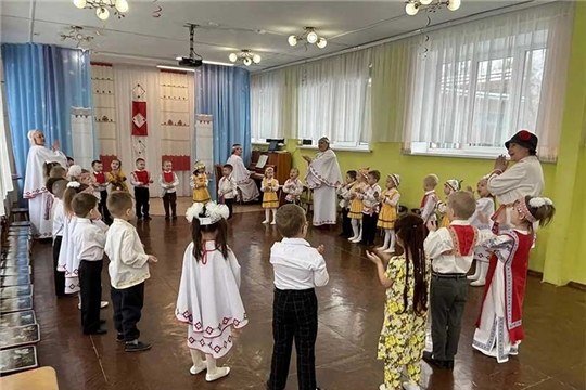 В детском саду "Теремок" началась неделя чувашской культуры