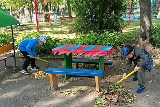 Воспитанники старшей группы «Светофорик» детского сада "Теремок" показывают пример трудолюбия