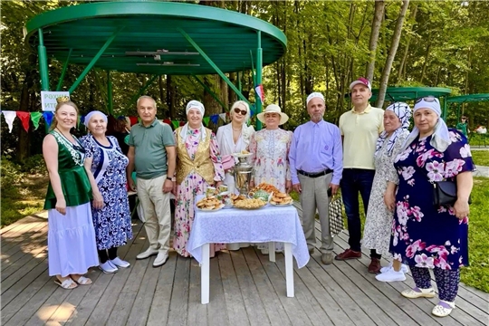 Сабантуй в Ельниковской роще: праздник единства и традиций!