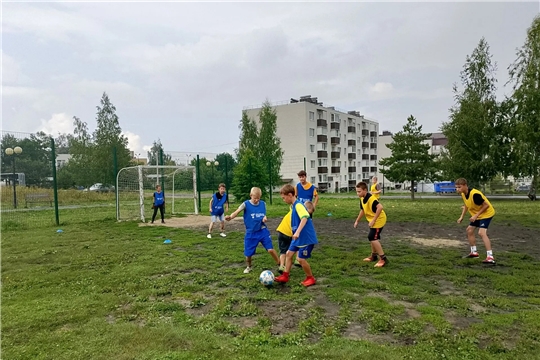 "Дворовый тренер" - футбол