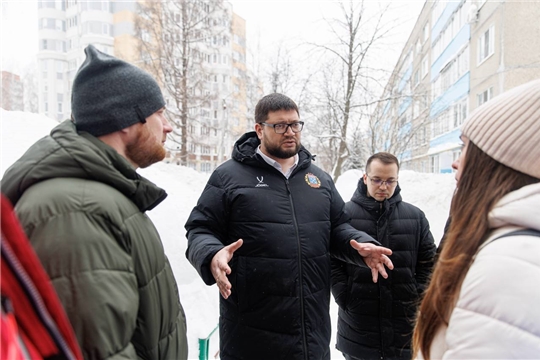 Глава Чебоксар лично проинспектировал ход капитального ремонта многоквартирных домов