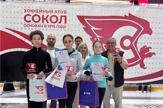 В СШОР № 4 на торжественной линейке подвели итоги спортивного сезона 2025/2026! 