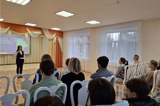 Родители в Zнании: учим дошкольников безопасному поведению на дороге!
