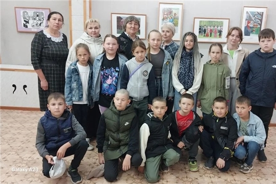 Учащиеся МБОУ "Тобурдановская СОШ им. А.И. Миттова" Канашского МО совершили увлекательное путешествие в народный музей "Земля и люди" 