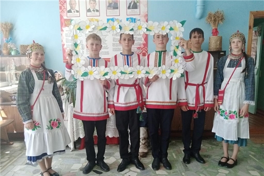Час поздравления «Счастья вашему дому» в Чурачикской сельской библиотеке
