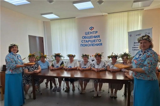 "Веселиться нам не лень - мы встречаем Ильин день!" – яркий фольклорный праздник в центре общения "Серебряный возраст
