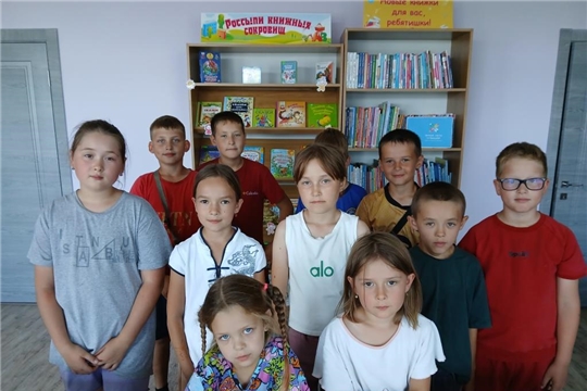 Час мужества «Герои СВО-наши земляки» в Урмаевской сельской библиотеке