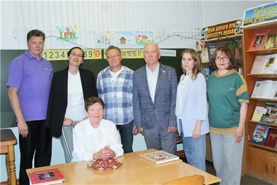 Краеведческий час «Сохраняя связь поколений: встреча с историей в стенах Тугаевской сельской библиотеки»