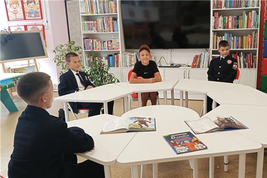 Книжная выставка «Мальчик из Шоршел»:детская библиотека