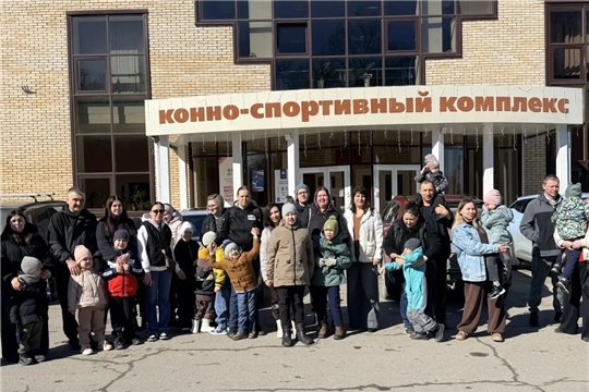 Вчера наша спортивная школа по конному спорту принимала особенных гостей. 
