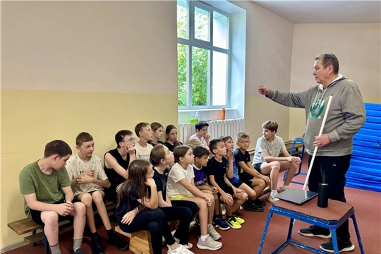 В СШОР № 1 им. В. Егоровой прошёл мастер‑класс по прыжкам в высоту