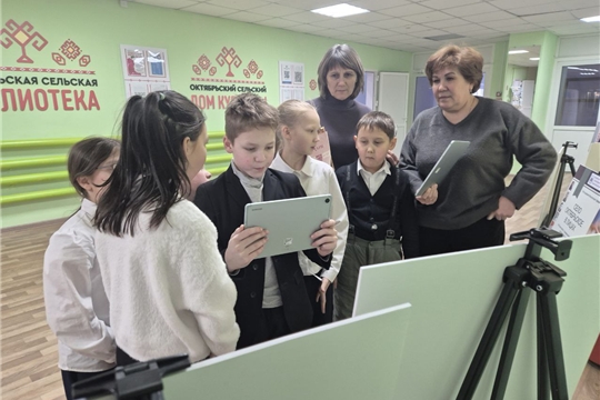 Громкие чтения поэмы Федорова М.Ы. «Леший» («Арҫури») в Октябрьской сельской библиотеке