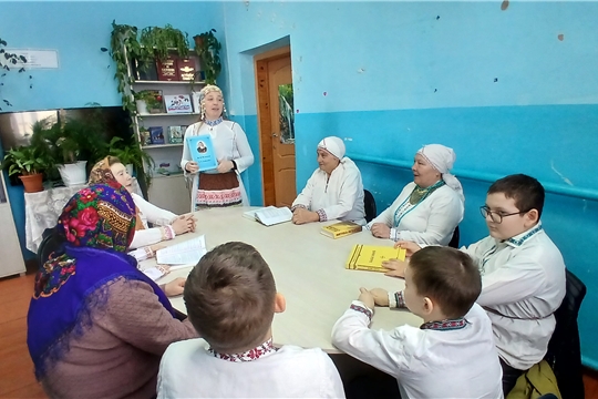 День родного языка в Эльбарусовской сельской библиотеке