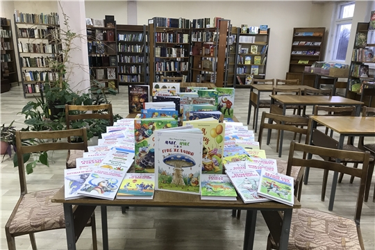 Книжная выставка «Галерея книжных новинок» в Приволжской городской библиотеке