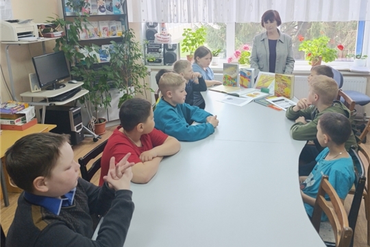 Краеведческий час «Высшие святыни Республики» в Шоршелской сельской библиотеке