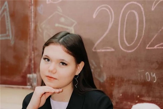 Полина Андреева – читательница Эльбарусовской библиотеки стала призёром конкурса «Ода русскому языку»