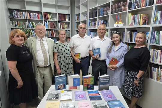 «Сердце помнит Карабаши»: в Мариинско-Посадский округ с визитом прибыл выдающийся учёный Феликс Шарков