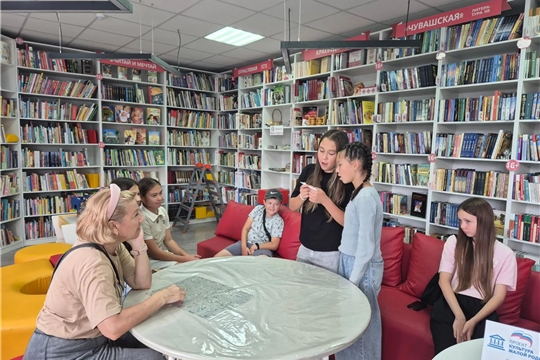 Творческое занятие «Мое прекрасное лето» прошло в Октябрьской сельской библиотеке