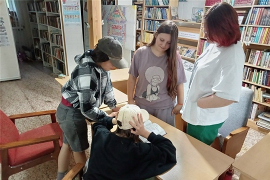 Шомиковская сельская библиотека приглашает читателей