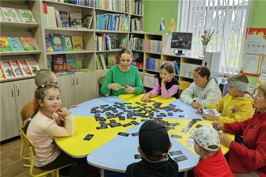 Познавательный час «Фольклор – душа народная» в Адабайской сельской библиотеке