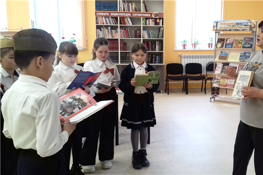 «Книжный марш Победы» (ДБ)