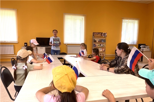 Патриотический час «Этой силе есть имя — Россия!» (ДБ)