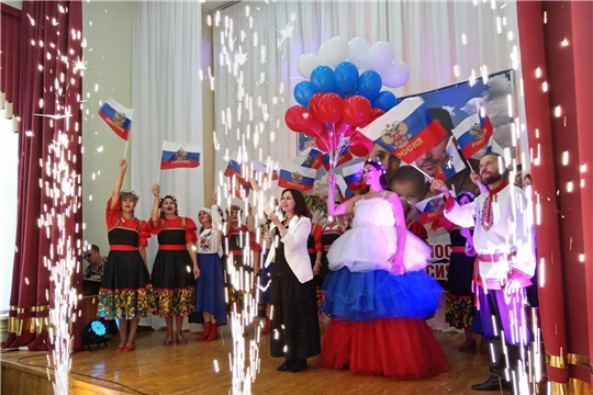 Праздничное мероприятие "Любовью и верностью сильна Россия" (ИМО)