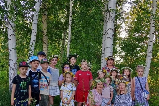  "А ромашки белые, белые, белые..." (Шоркасинский пв)