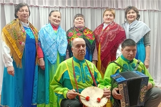 Фольклорный час «Масленица идет, блин да мед несет» в Староатайской сельской библиотеке