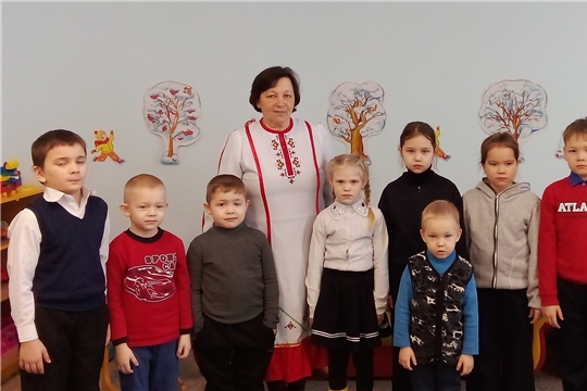 Познавательная игра «Тропинками родного языка» в Староатайской сельской библиотеке