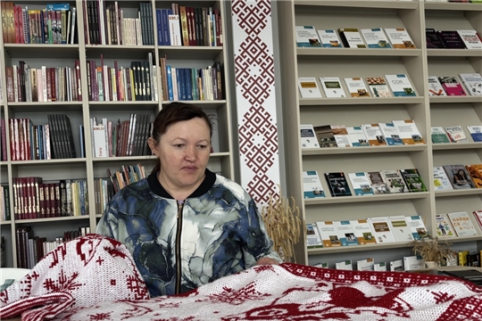 Мастерица Ирина Морозова раскрыла секреты мозаичного вязания крючком