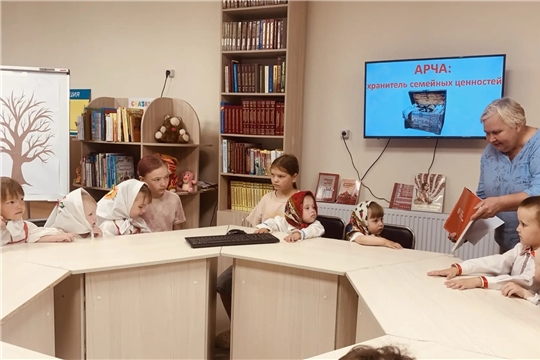 Связь поколений: как в Атнарской библиотеке «открывали» семейные тайны