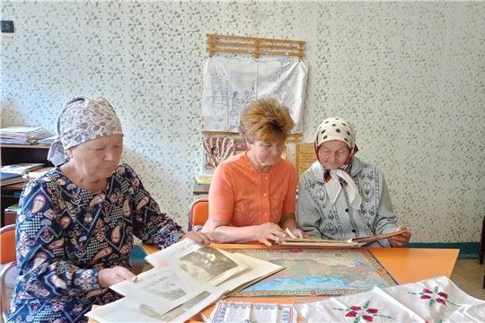 Краеведческий час «Культура чувашей: из века в век» в Пандиковской сельской библиотеке