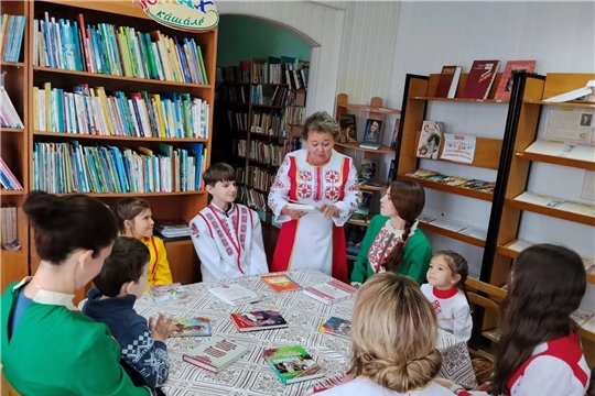 Краеведческий час «Чувашский фольклор: пословицы, поговорки, сказки, загадки» в Черепановской сельской библиотеке