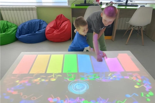 Лето без скуки: игротека в зале «Сила семьи»