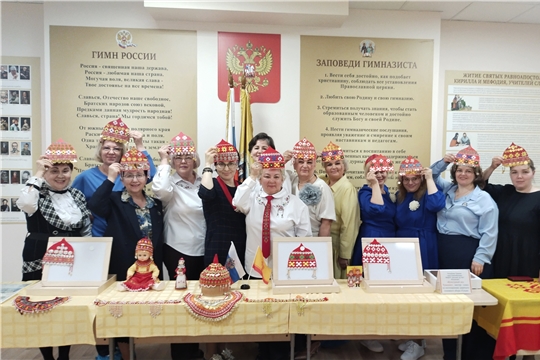 Чувашская культура в действии: МБДОУ "Детский сад №47 "Радужный"   города Новочебоксарска представил национальный головной убор-тухья  на международном форуме