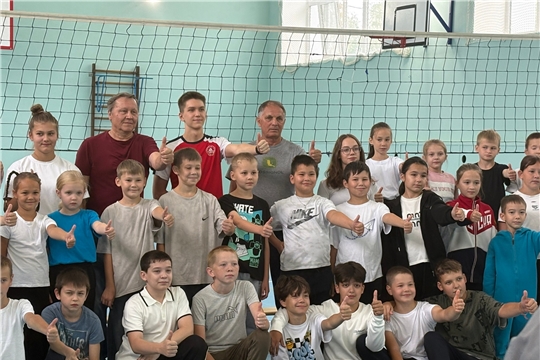 В СОШ 38 прошла «Зарядка со звездой»