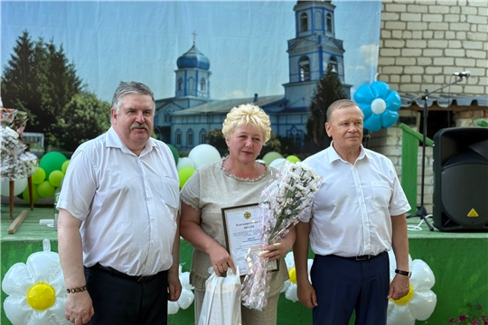 «Живи, село мое родное»: в Октябрьском и Антипинке отметили День села