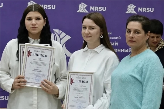 Сохраняя традиции родного языка