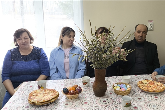 В Староатайском СДК прошли пасхальные посиделки "Тепло души"