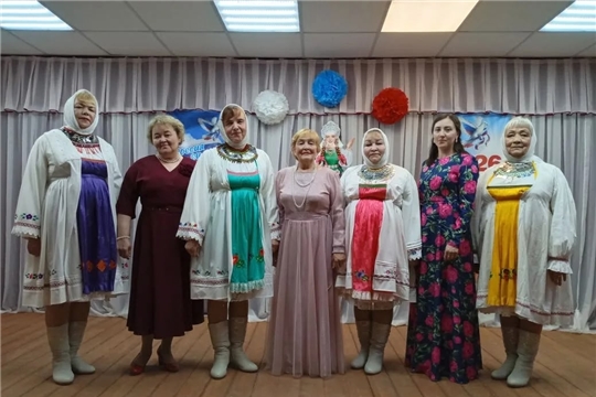 Коллективы Черепановского и Большеатменского СДК побывали с выездным концертом в деревне Старые Атаи