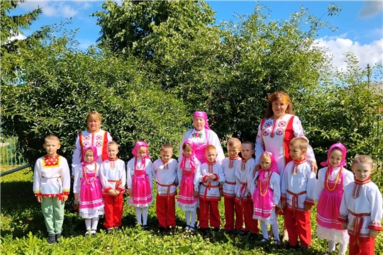 Работниками Черепановского СДК проведена познавательно - развлекательная программа "Асамлӑ вӑйӑсем"