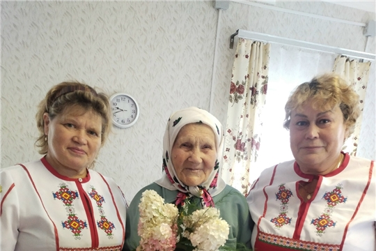 Поздравление на дому Варвары Орловой с 96-летием