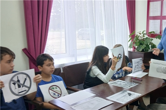 В Большеатменском СДК проведена познавательная беседа «Полезный разговор о вредных привычках»