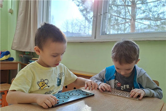 Межполушарная доска в работе учителя-логопеда