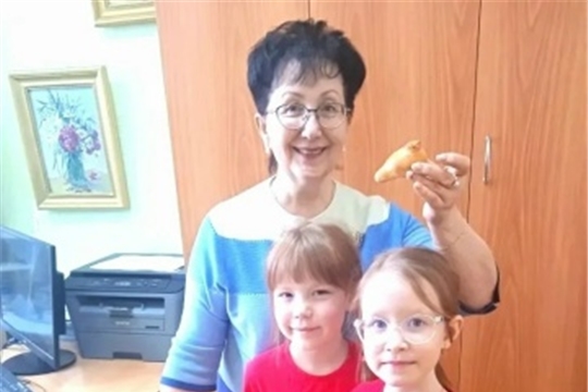 22 марта (по старому стилю — 9 марта) - в этот день из тёплых стран возвращаются «сорок сороков» птиц.
