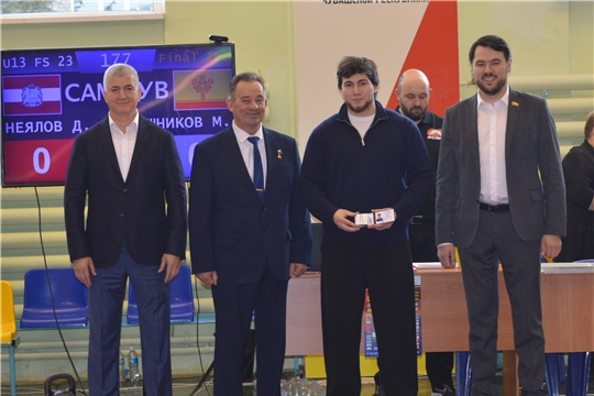 Турнир собрал более 200 спортсменов из 18 регионов России и Казахстана