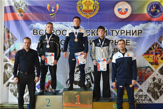 Завершился Всероссийский турнир по вольной борьбе памяти Героя гражданской войны В.И. Чапаева