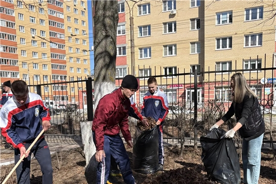 Весенний субботник в спортшколе